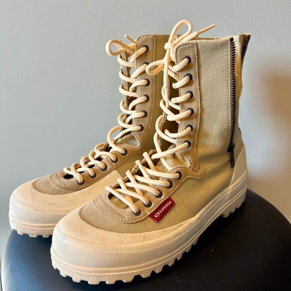 Superga shoes Size 9